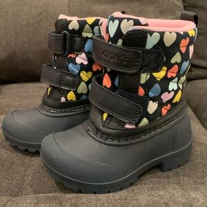 Carters Heart Snow Boots Size 5